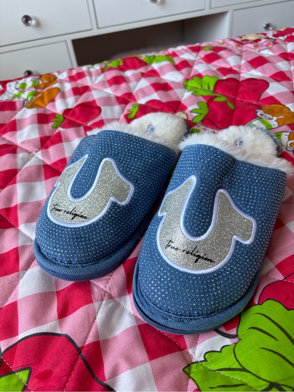 True Religion Rhinestone Slippers - Picture 3 of 12